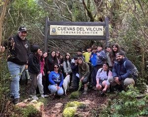 Cuevas del Vilcún, Chaitén, Provincia de Palena